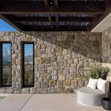Luxury Mikonou In Mykonos Villa *